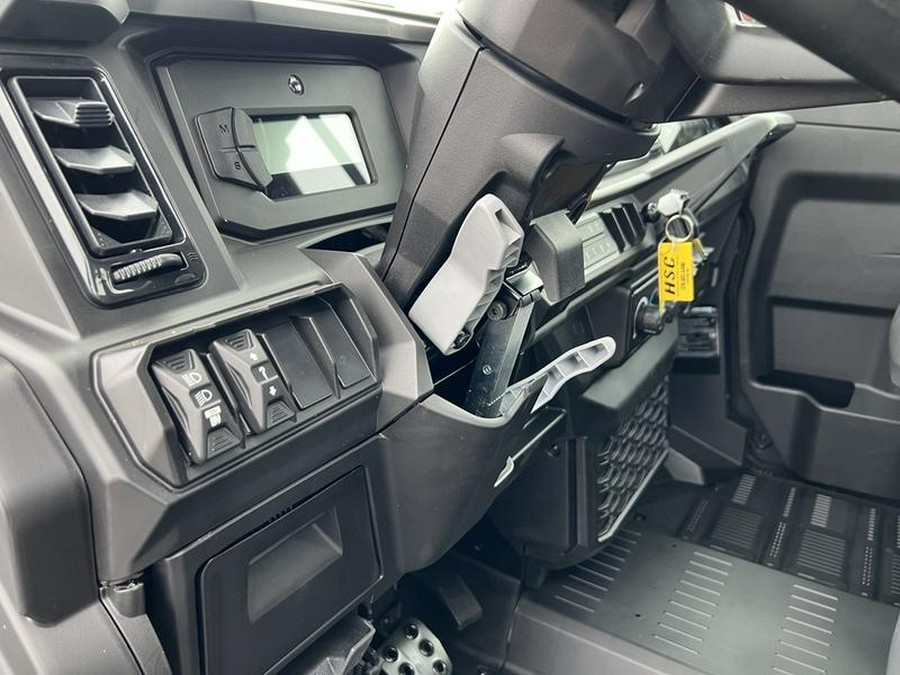 2026 Can-Am® Defender MAX XT CAB HD11 Dark Wildland Camo