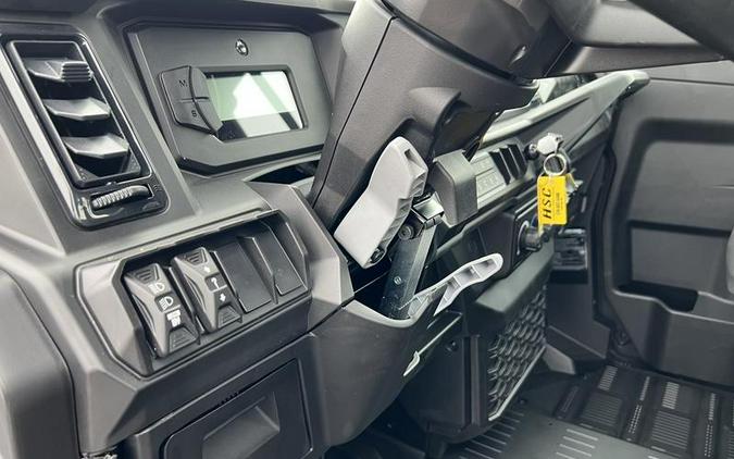 2026 Can-Am® Defender MAX XT CAB HD11 Dark Wildland Camo