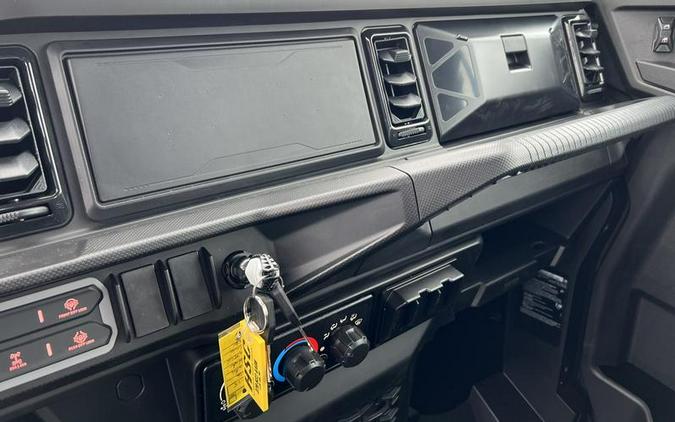 2026 Can-Am® Defender MAX XT CAB HD11 Dark Wildland Camo