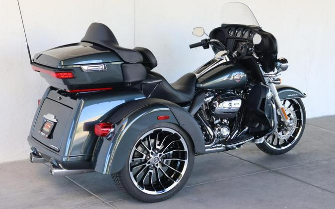 2025 Harley-Davidson® FLHTCUTG - Tri Glide® Ultra