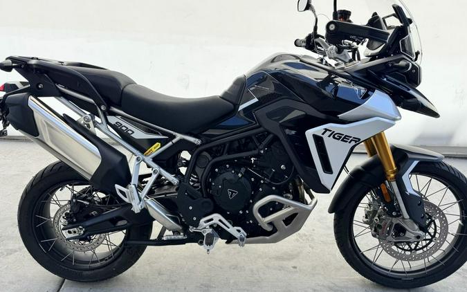 2025 Triumph Tiger 900 Rally Pro Carbon Black / Sapphire Black