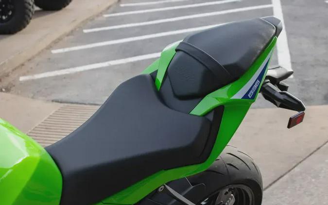 2026 KAWASAKI NINJA ZX-6R ABS