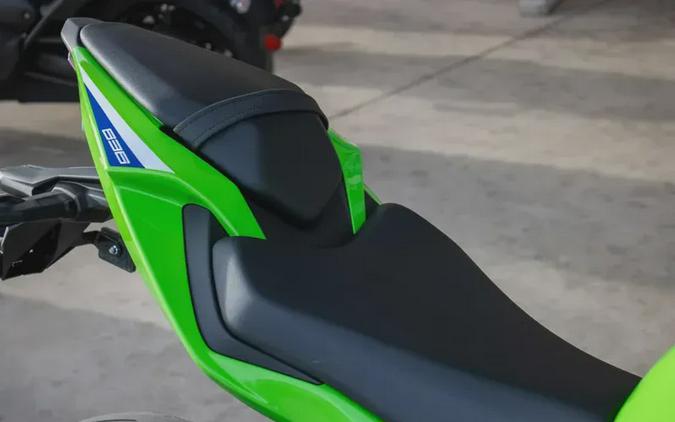 2026 KAWASAKI NINJA ZX-6R ABS