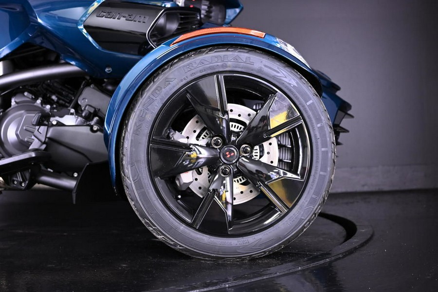 2023 Can-Am® Spyder F3 Limited Dark Wheels