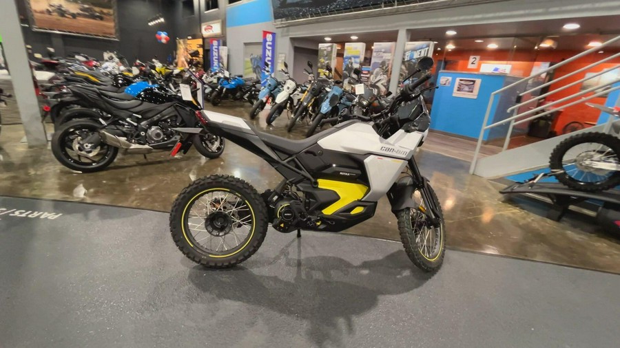 2025 Can-Am ORIGIN '73