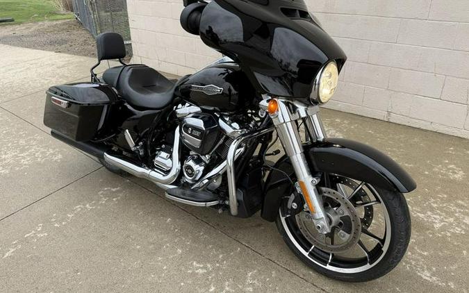 2023 Harley-Davidson® FLHX - Street Glide®