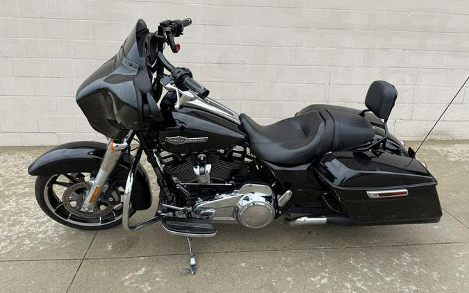 2023 Harley-Davidson® FLHX - Street Glide®