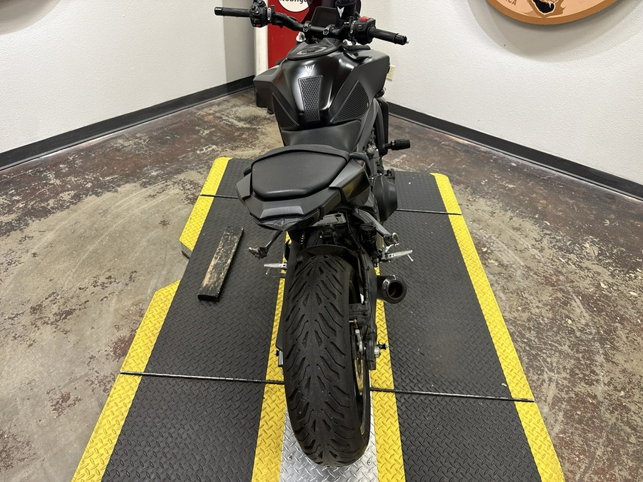 2025 YAMAHA MT-09