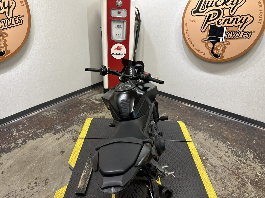 2025 YAMAHA MT-09