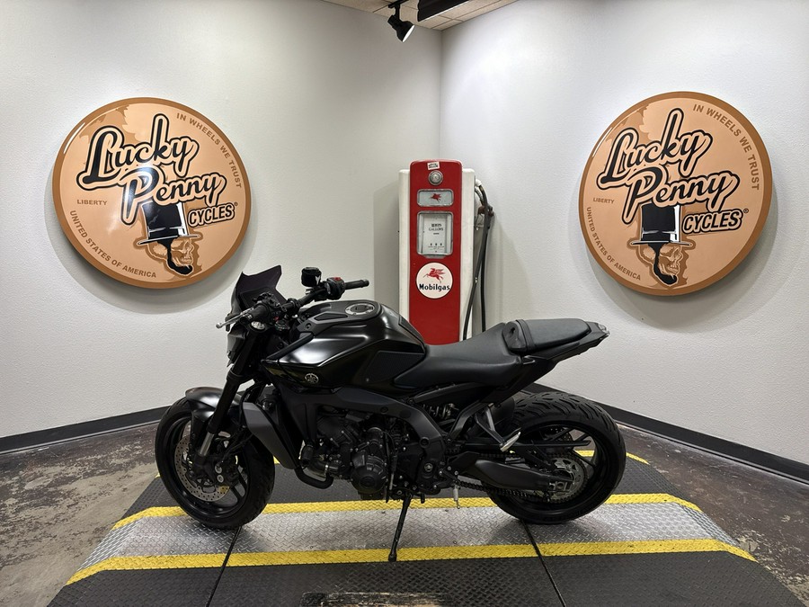 2025 YAMAHA MT-09