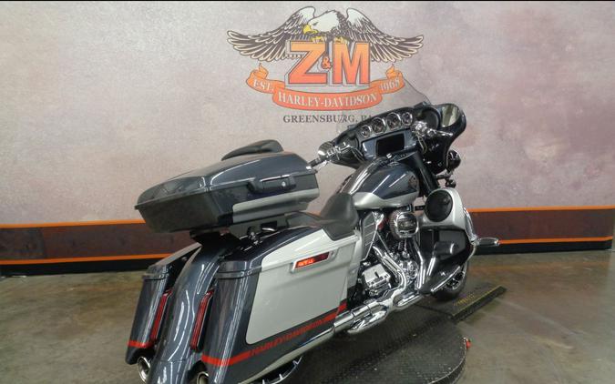 2019 Harley-Davidson CVO™ Street Glide®