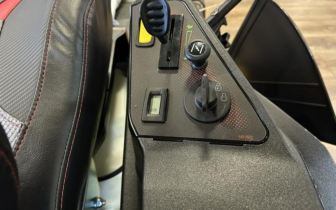 2025 Toro 60 in. (152 cm) TimeCutter Max Havoc MyRIDE Zero Turn Mower - 109223