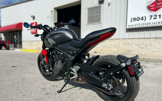 2022 Triumph Trident 660 Matt Jet Black and Silver Ice 660