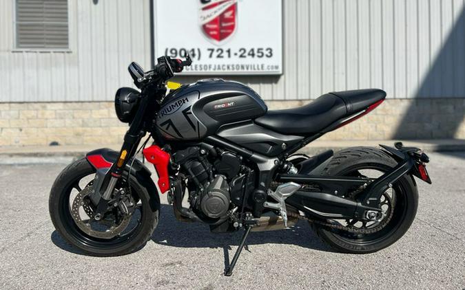 2022 Triumph Trident 660 Matt Jet Black and Silver Ice 660