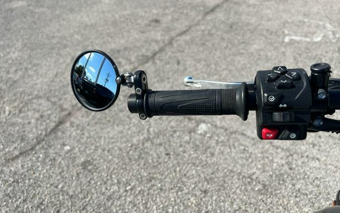 2022 Triumph Trident 660 Matt Jet Black and Silver Ice 660