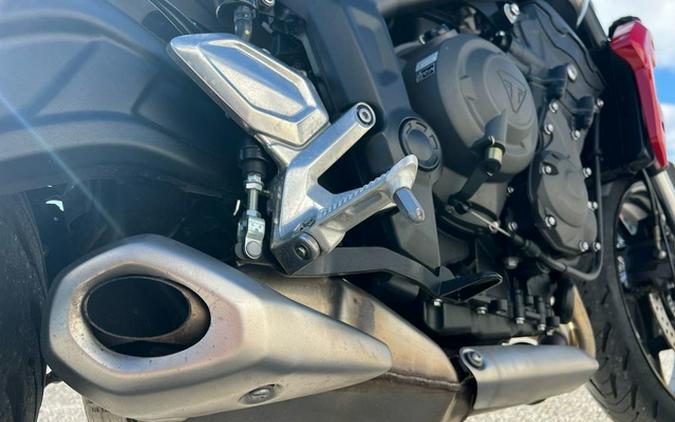 2022 Triumph Trident 660 Matt Jet Black and Silver Ice 660