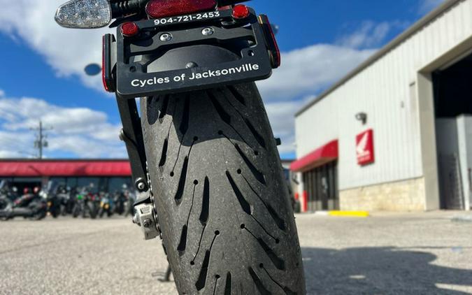 2022 Triumph Trident 660 Matt Jet Black and Silver Ice 660