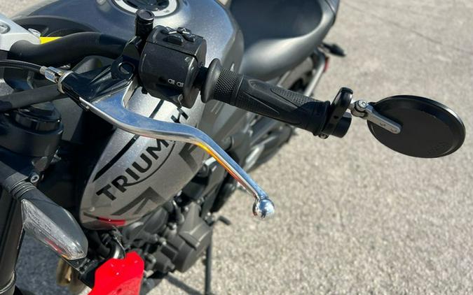 2022 Triumph Trident 660 Matt Jet Black and Silver Ice 660