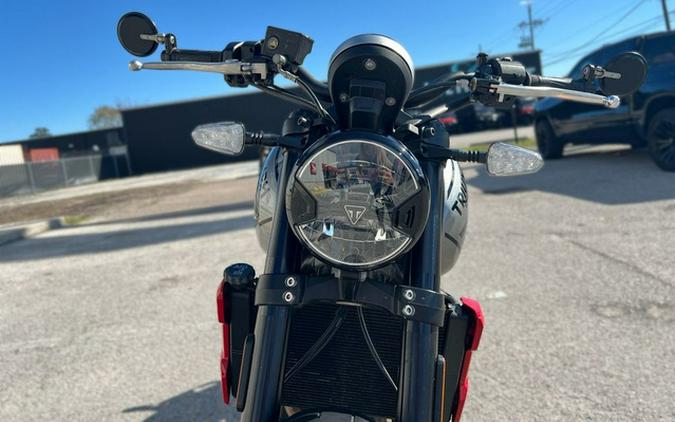 2022 Triumph Trident 660 Matt Jet Black and Silver Ice 660