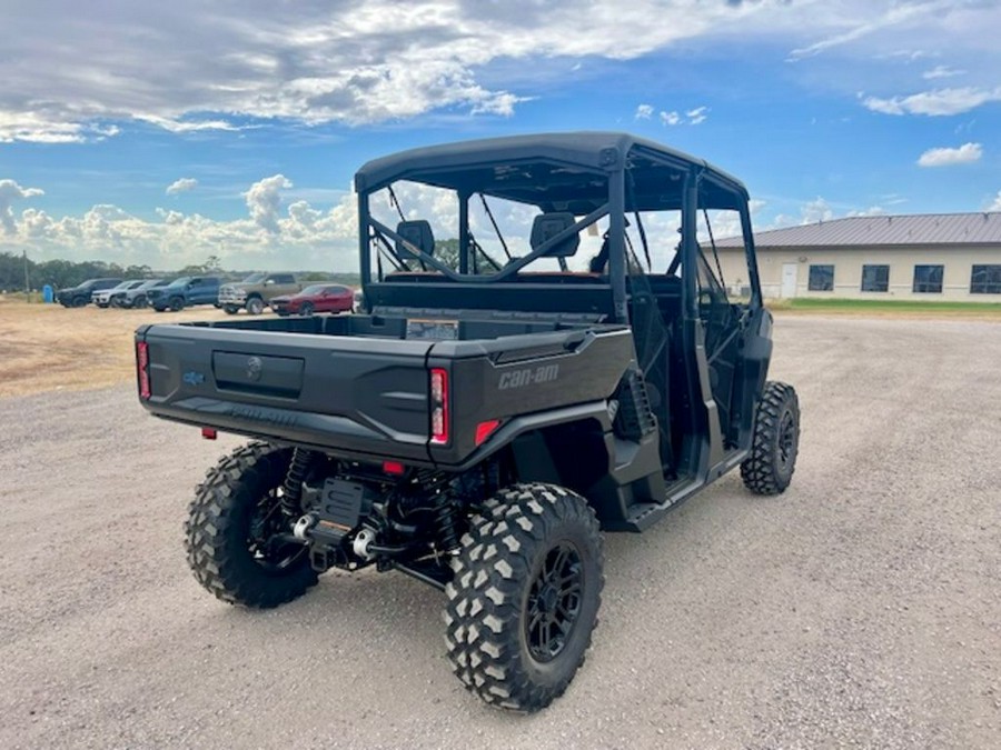 2026 Can-Am Defender MAX Lone Star HD11