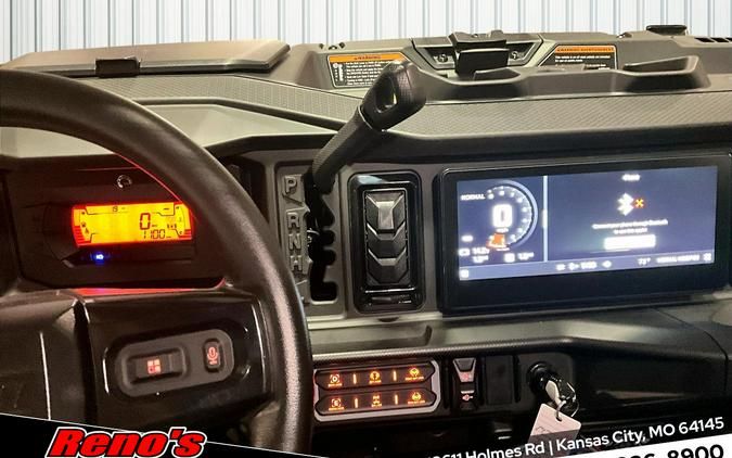2026 Can-Am Defender Limited CAB HD11