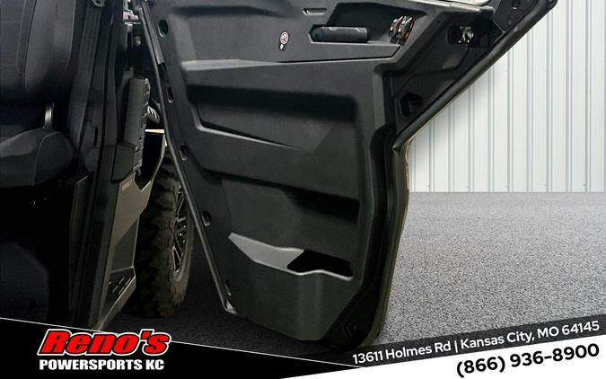 2026 Can-Am Defender Limited CAB HD11