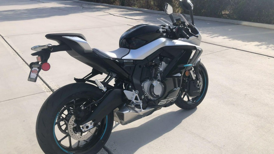 2026 CFMOTO 675SS
