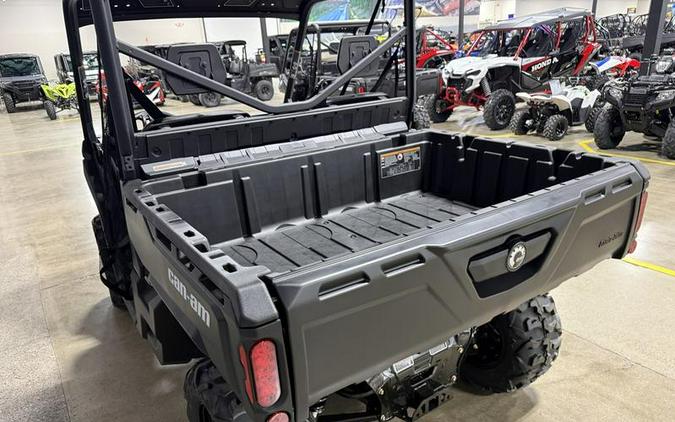 2026 Can-Am® Defender HD7