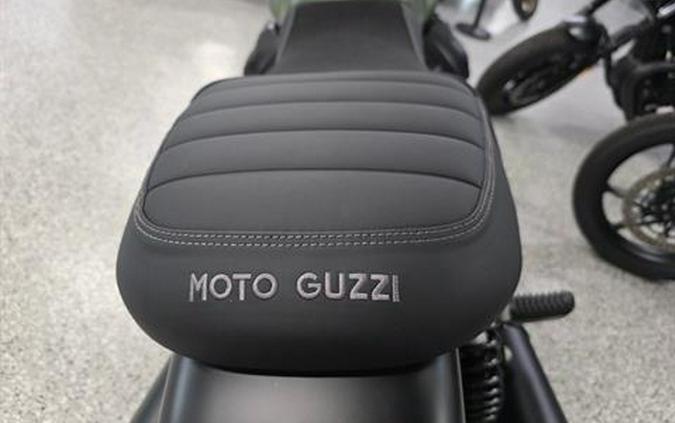 2024 Moto Guzzi V7 Stone