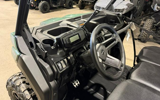 2026 Can-Am Defender DPS HD7