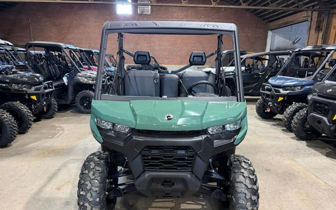 2026 Can-Am Defender DPS HD7