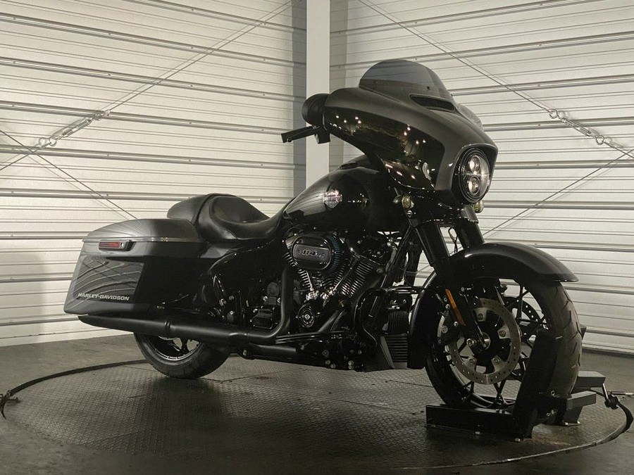 2021 Harley-Davidson® FLHXS - Street Glide® Special