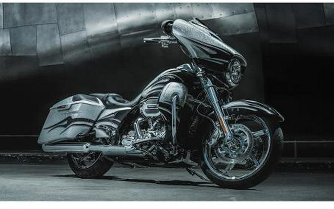2015 Harley-Davidson Street Glide® CVO™ Street Glide®
