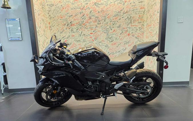2025 Kawasaki Ninja ZX-4R ABS