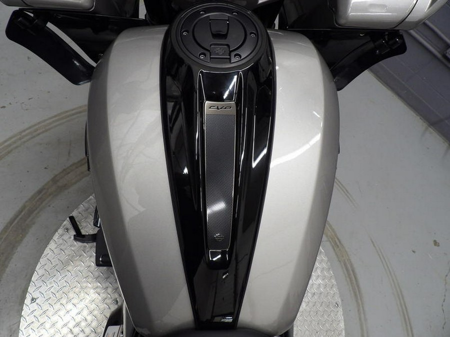 2023 Harley-Davidson® FLTRXSE - CVO™ Road Glide®