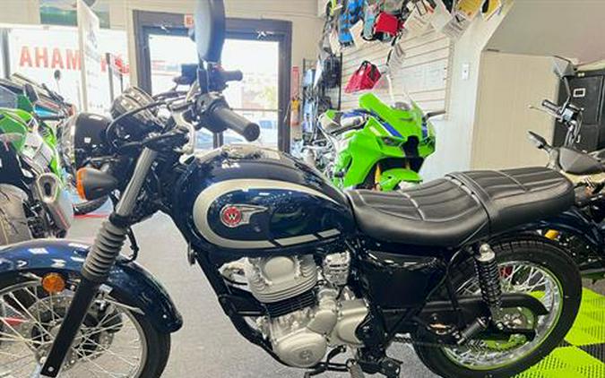 2025 Kawasaki W230 ABS