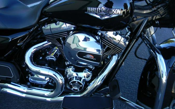 2016 Harley-Davidson Road King Classic FLHR