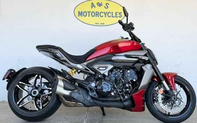 2026 Ducati XDIAVEL V4