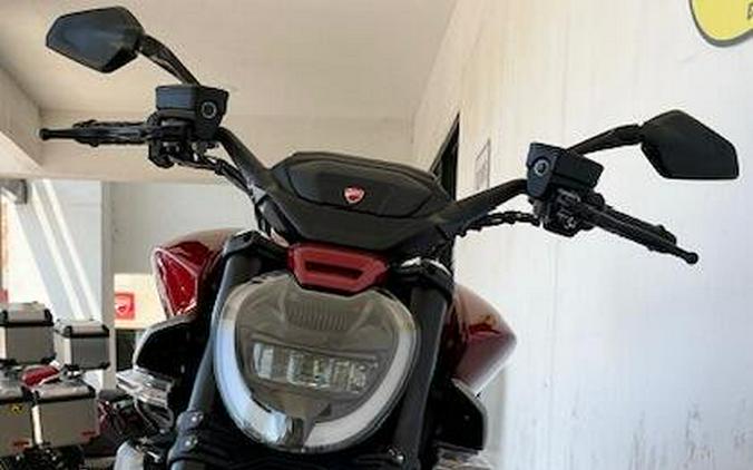 2026 Ducati XDIAVEL V4