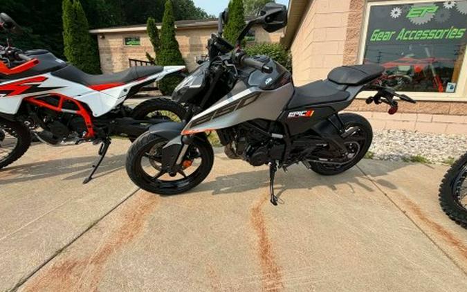 2026 KTM 250 Duke
