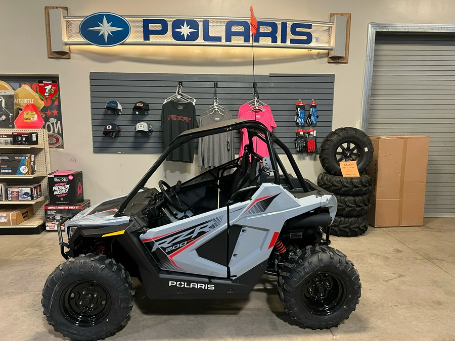 2024 Polaris RZR 200 EFI