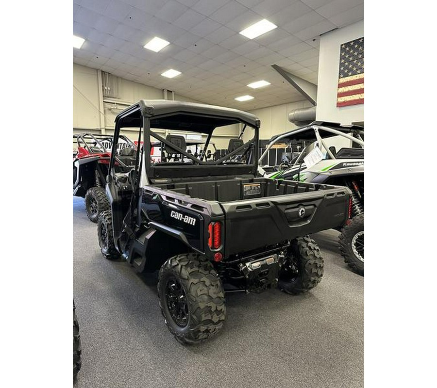 2024 Can-Am® Defender XT HD9