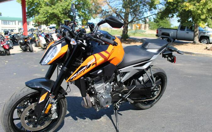 2023 KTM 790 Duke