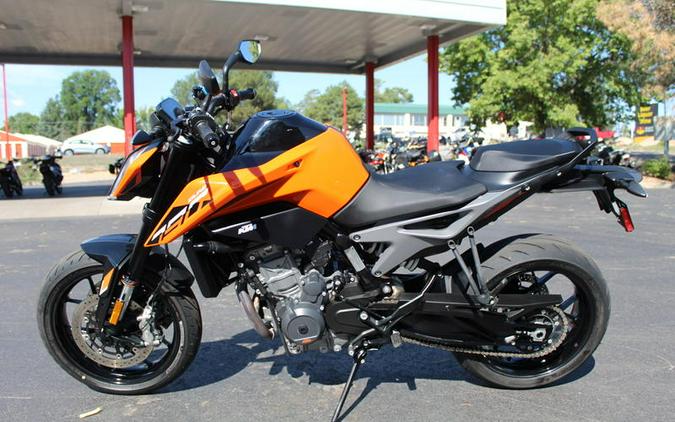 2023 KTM 790 Duke