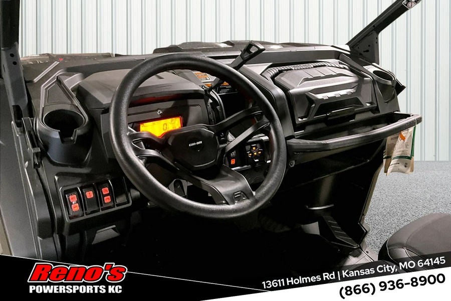2026 Can-Am Defender 6X6 XT HD10