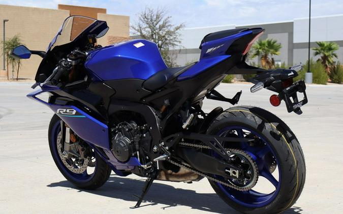 2027 Yamaha YZF R9