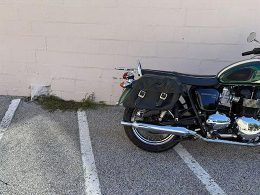 2011 Triumph Bonneville T100