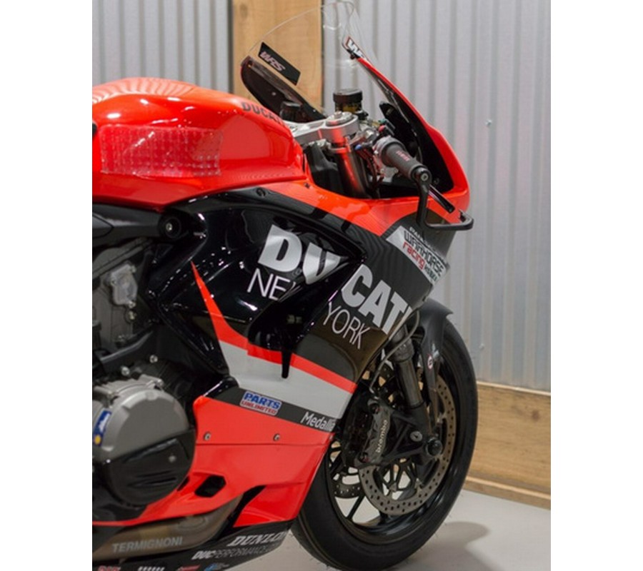 2022 Ducati Panigale V2 Ducati Red