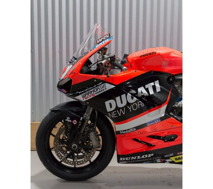 2022 Ducati Panigale V2 Ducati Red