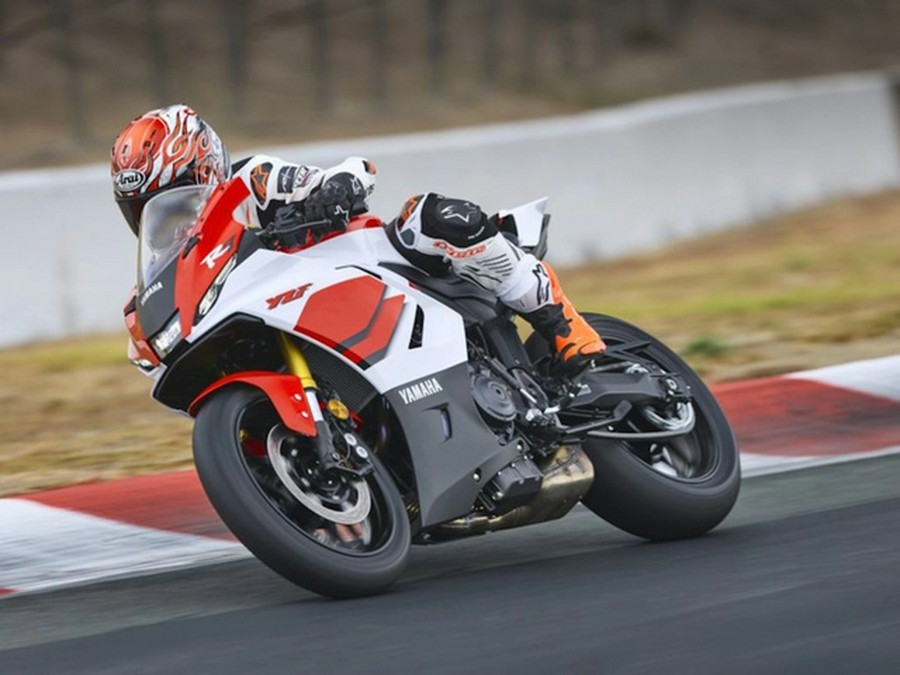 2026 Yamaha YZF R7 70Th Anniversary Edition